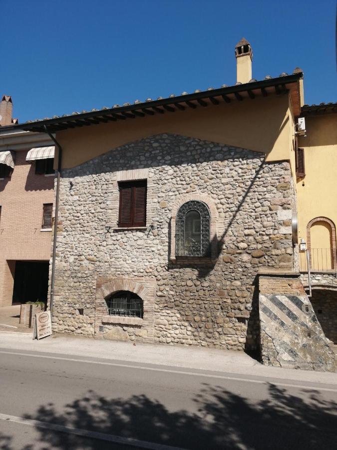 Sulle Orme Di Francesco Appartamento Blu Bastia Umbra Exteriér fotografie
